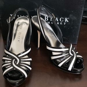 WHBM sz 7 black/white 4.5" sling back heels